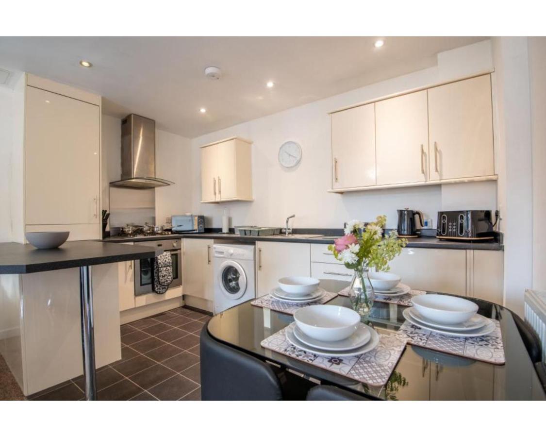Apartment No 2 *